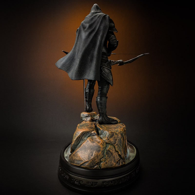 Illustration for article titled Skyrim Nightingale Statue Is Ready To Lurk In Your Desk's Shadows